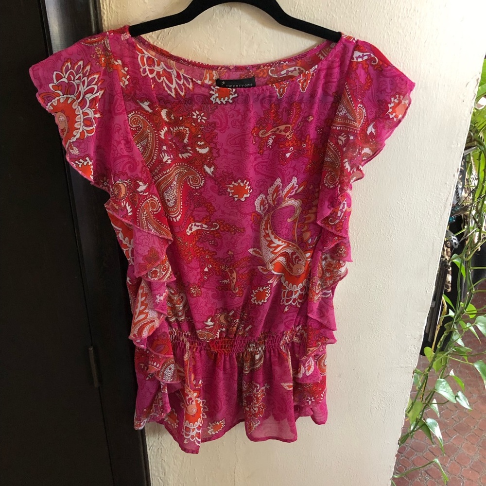 Twenty One Paisley Chiffon Cap Sleeve Blouse with Ruffles. Floral Print. Small